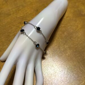 Elegant Black and Gold Women's Bracelet